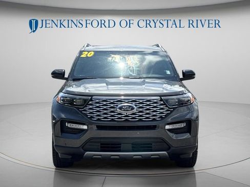 Certified 2020 Ford Explorer Platinum w/ Premium Technology Package AWD/4WD image 13