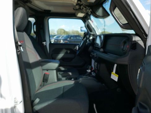 New 2026 Jeep Wrangler Unlimited Rubicon AWD/4WD image 10