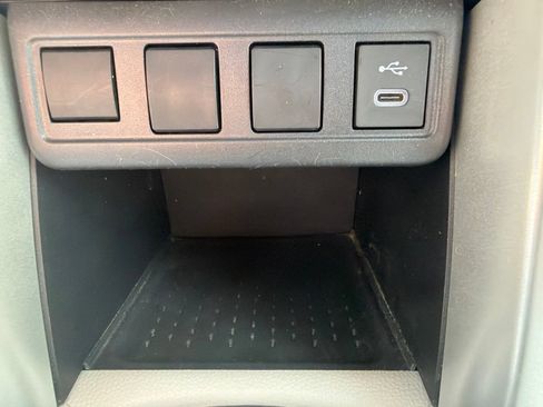Used 2024 Toyota Corolla Cross L AWD/4WD image 27