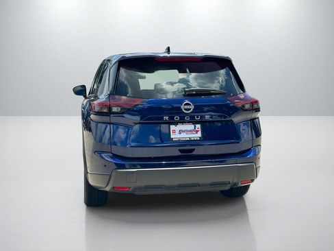 Used 2025 Nissan Rogue SV FWD image 6
