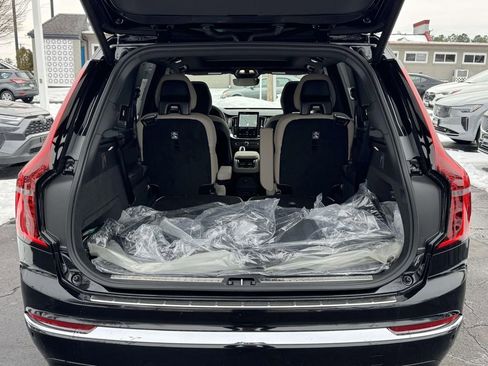 New 2026 Volvo XC90 T8 Plus w/ Protection Package Premier image 14