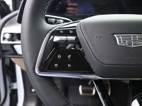 New 2026 Cadillac Lyriq Signature Sport image 31