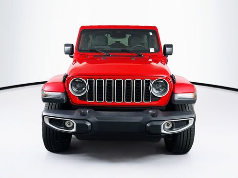 Used 2025 Jeep Wrangler Unlimited Sahara w/ Safety Group AWD/4WD image 2