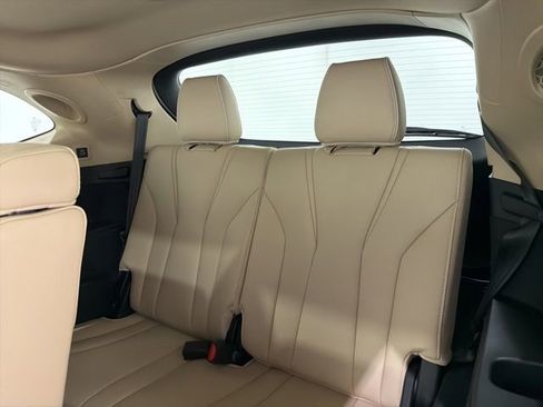 Certified 2023 Acura MDX SH-AWD w/ Advance Package image 18