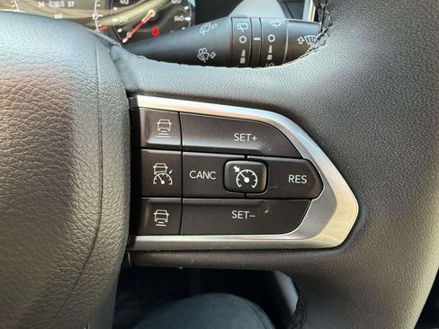 Used 2024 Jeep Compass Limited AWD/4WD image 23