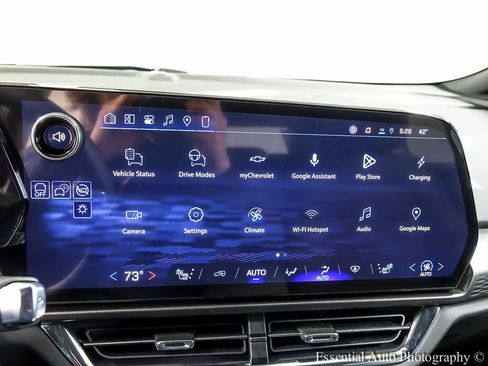 Certified 2026 Chevrolet Equinox EV LT w/ Comfort Package FWD image 14