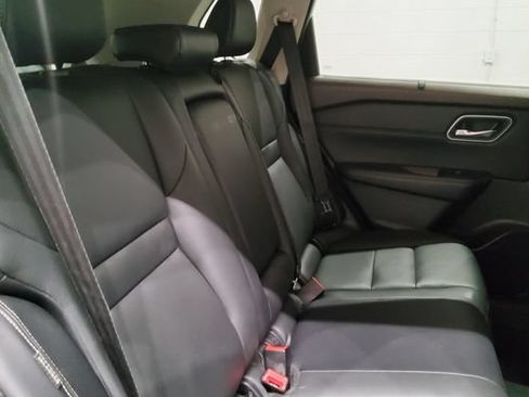 Used 2021 Nissan Rogue SL AWD/4WD image 23