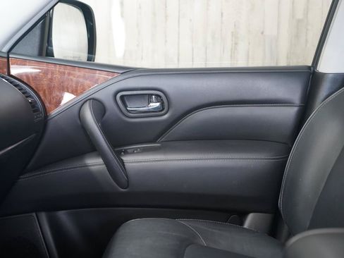 Used 2019 INFINITI QX80 Luxe RWD image 32