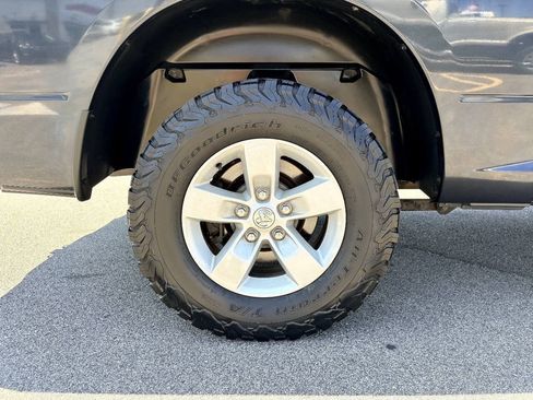Used 2016 RAM 1500 Express AWD/4WD image 39