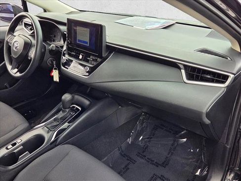Used 2024 Toyota Corolla LE image 21