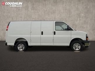 New 2025 Chevrolet Express 2500 w/ Driver Convenience Package RWD video 2