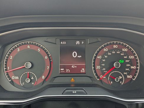 Used 2020 Volkswagen Jetta SE w/ SE Cold Weather Package image 17