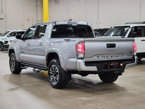 Used 2023 Toyota Tacoma TRD Sport w/ Technology Package RWD image 11