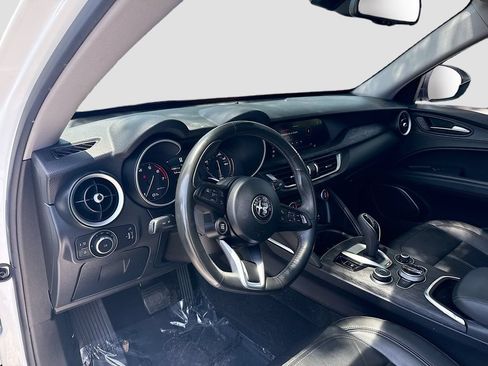 Used 2021 Alfa Romeo Stelvio Sprint w/ Nero Edizione RWD image 9