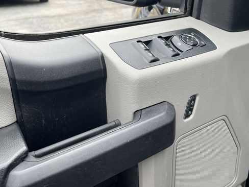 Used 2020 Ford F150 XL w/ Equipment Group 101A Mid image 15