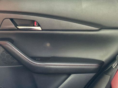 Certified 2025 MAZDA CX-30 AWD 2.5 S w/ Preferred Package image 13