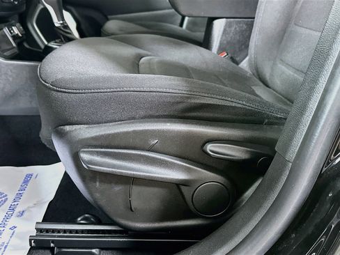Used 2018 Jeep Renegade Latitude w/ UConnect 8.4 Nav Group FWD image 19