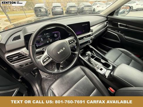 Used 2025 Kia Telluride S AWD/4WD image 28
