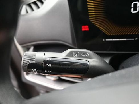 Used 2025 Kia K4 FWD image 31