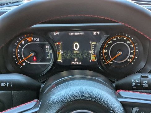 Used 2024 Jeep Wrangler Unlimited Rubicon AWD/4WD image 27