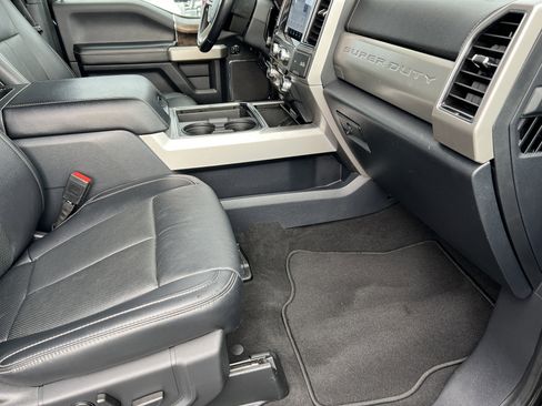 Used 2022 Ford F350 Lariat w/ Lariat Ultimate Package image 21