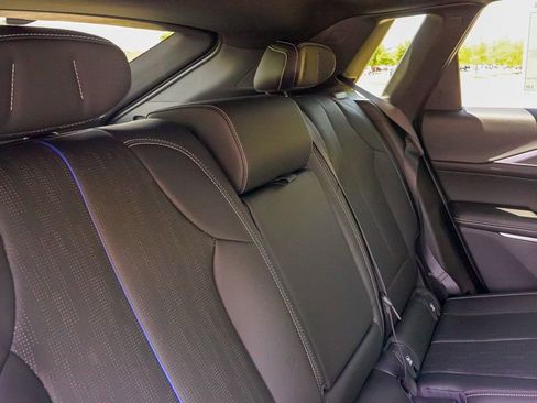 Used 2025 Cadillac Lyriq Sport AWD/4WD image 13