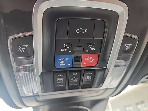 Used 2022 RAM 3500 Laramie w/ Night Edition AWD/4WD image 20