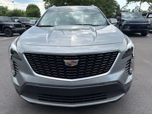 Used 2023 Cadillac XT4 Premium Luxury FWD image 8