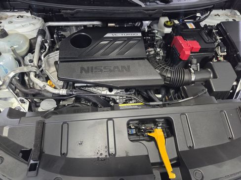 Used 2024 Nissan Rogue SL AWD/4WD image 30