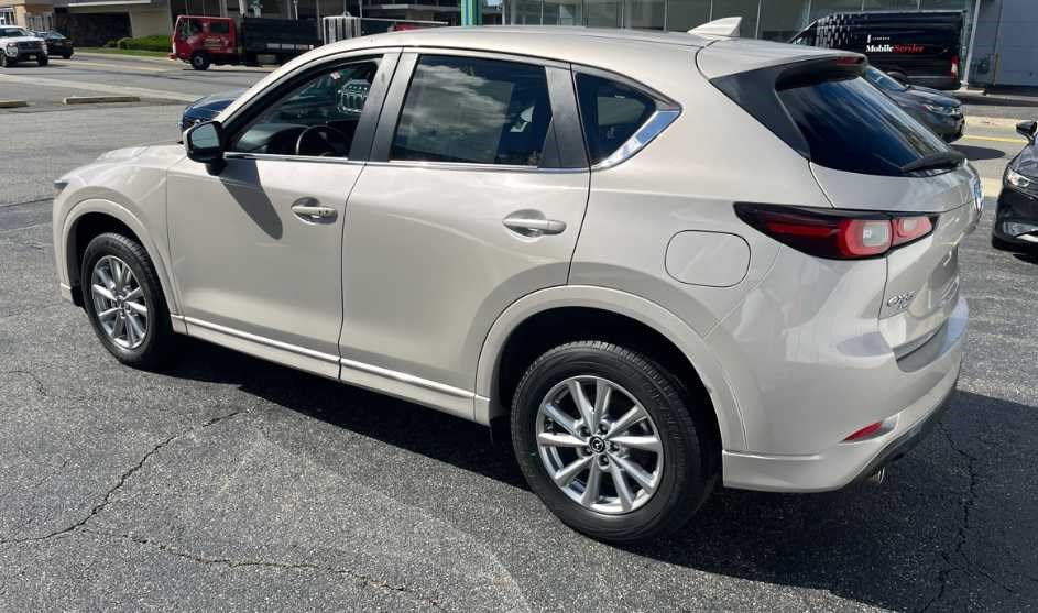 Used 2024 MAZDA CX-5 AWD 2.5 S w/ Select Package image 7