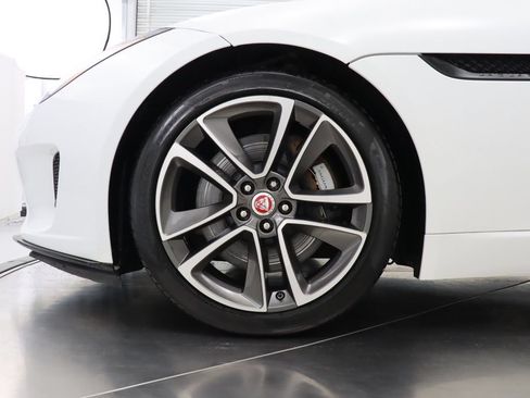 Used 2020 Jaguar F-TYPE Convertible RWD image 38