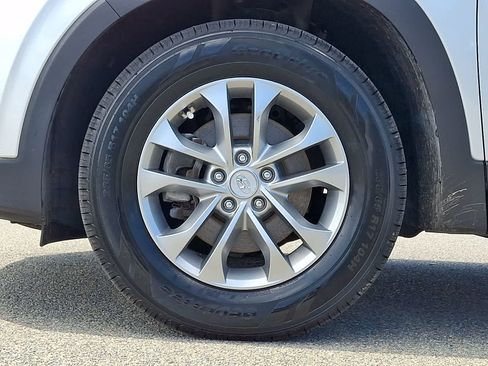 Used 2019 Hyundai Santa Fe SEL AWD/4WD image 9