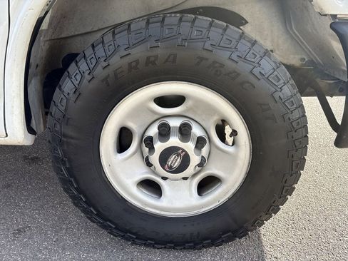 Used 2015 GMC Savana 3500 Extended image 23