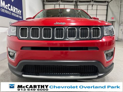 Used 2019 Jeep Compass Limited image 10
