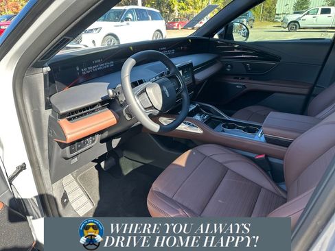 New 2026 Lincoln Nautilus Reserve w/ Jet Appearance Package image 9