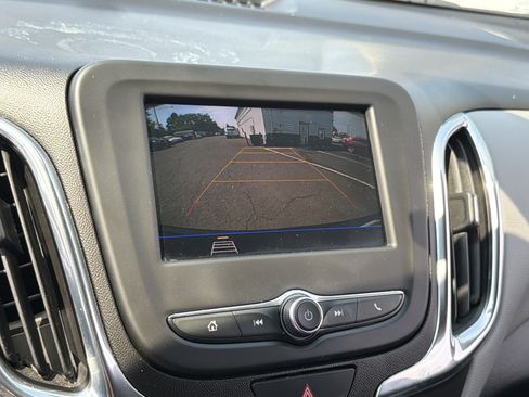 Used 2020 Chevrolet Equinox LT w/ Driver Convenience Package AWD/4WD image 20
