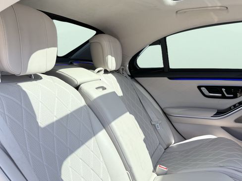 Used 2021 Mercedes-Benz S 580 4MATIC Sedan w/ Warmth & Comfort Package image 47