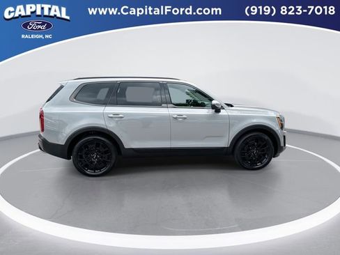 Used 2022 Kia Telluride EX w/ EX Premium Package AWD/4WD image 9