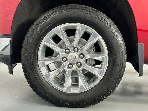 Used 2021 Chevrolet Silverado 1500 LTZ AWD/4WD image 36