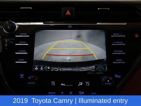 Used 2019 Toyota Camry XSE image 14