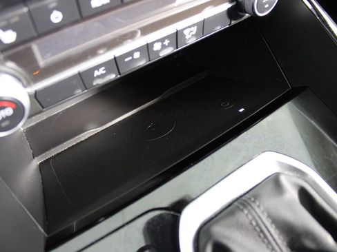 Used 2023 MAZDA CX-9 Touring image 27