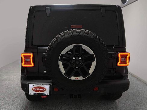 Used 2019 Jeep Wrangler Unlimited Rubicon AWD/4WD image 4