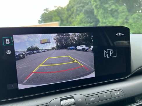 Used 2025 Kia K4 FWD image 18