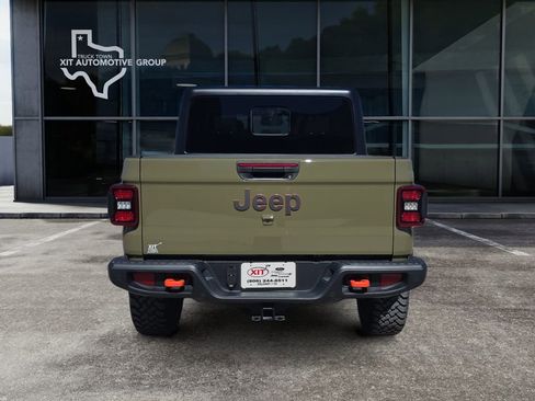 New 2026 Jeep Gladiator Mojave w/ Safety Group image 4