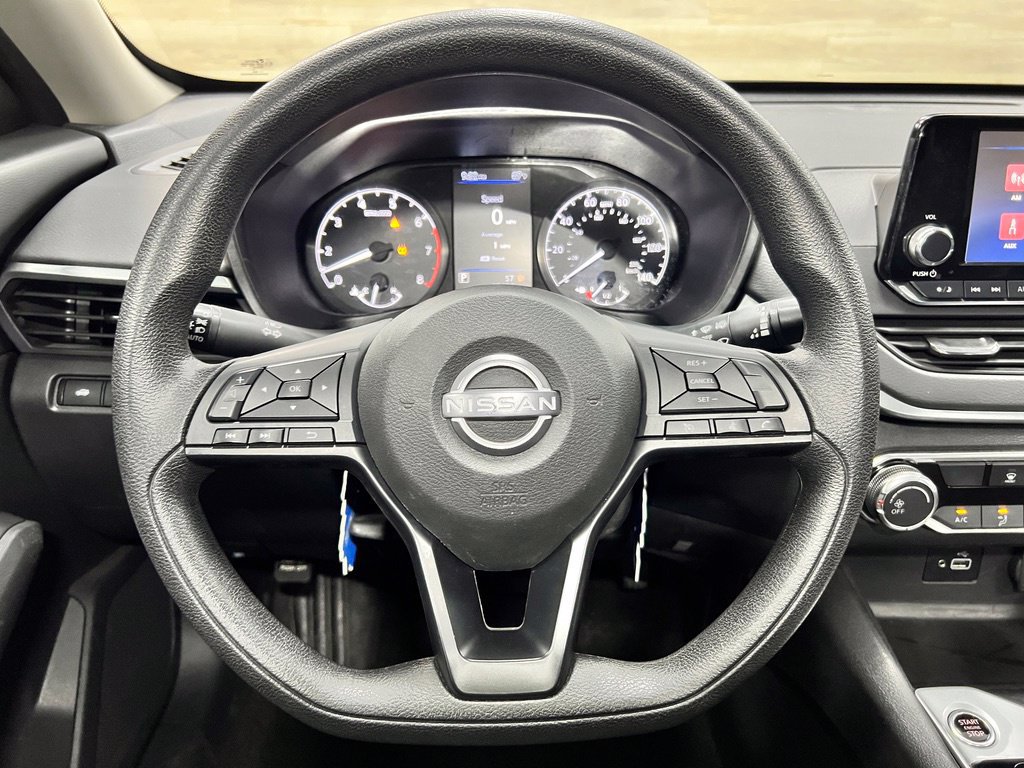 Used 2024 Nissan Altima 2.5 S FWD image 4