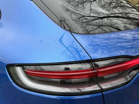 Used 2019 Porsche Macan S AWD/4WD image 23