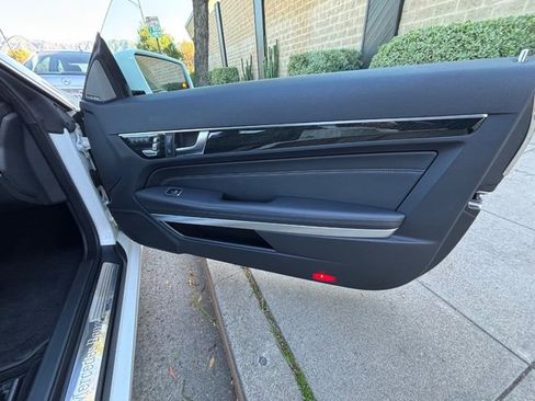 Used 2017 Mercedes-Benz E 400 Coupe image 30