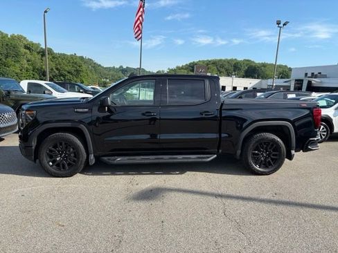 Used 2023 GMC Sierra 1500 Elevation w/ X31 Off-Road Package AWD/4WD image 2