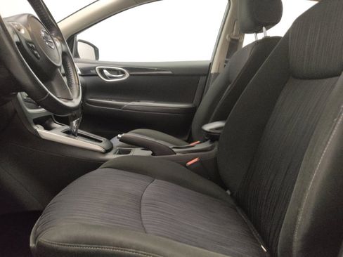 Used 2019 Nissan Sentra SV FWD image 17