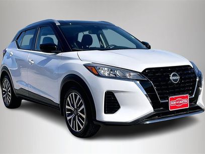 Used 2024 Nissan Kicks SV